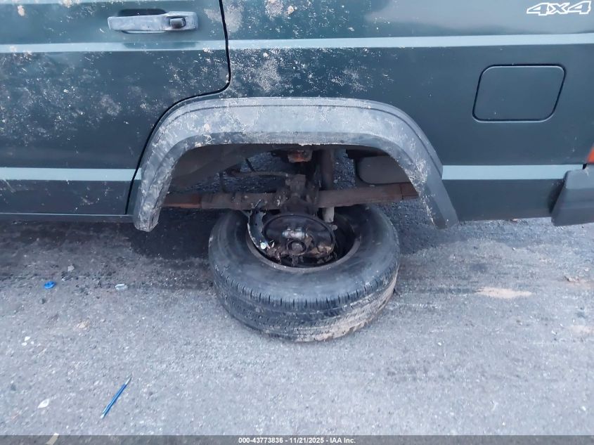 1993 Jeep Cherokee VIN: 1J4FJ28S3PL538607 Lot: 43773836