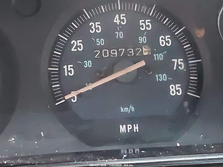 1993 Jeep Cherokee VIN: 1J4FJ28S3PL538607 Lot: 43773836