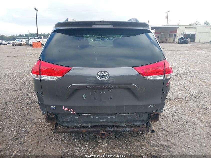 2011 Toyota Sienna Xle V6 VIN: 5TDYK3DC2BS151439 Lot: 43773903