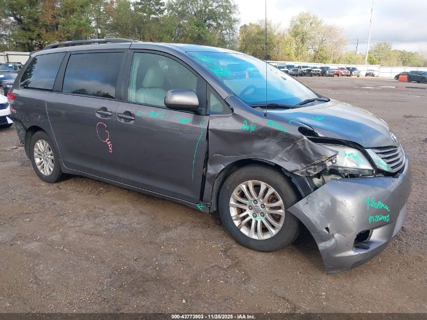 TOYOTA SIENNA XLE V6