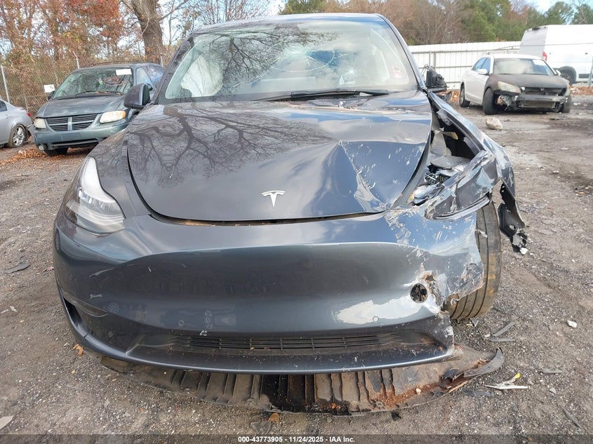 2021 Tesla Model Y Long Range Dual Motor All-Wheel Drive VIN: 5YJYGDEE1MF176377 Lot: 43773905
