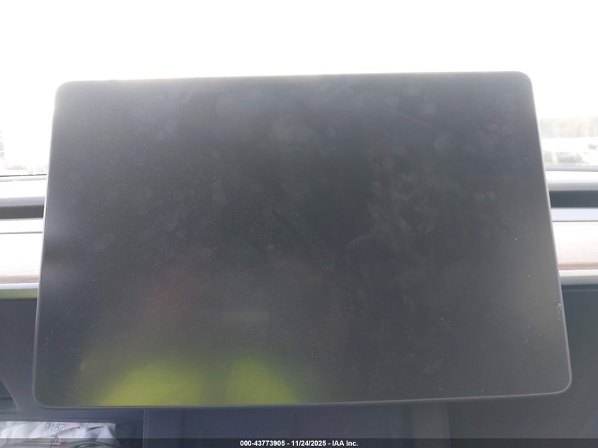 2021 Tesla Model Y Long Range Dual Motor All-Wheel Drive VIN: 5YJYGDEE1MF176377 Lot: 43773905