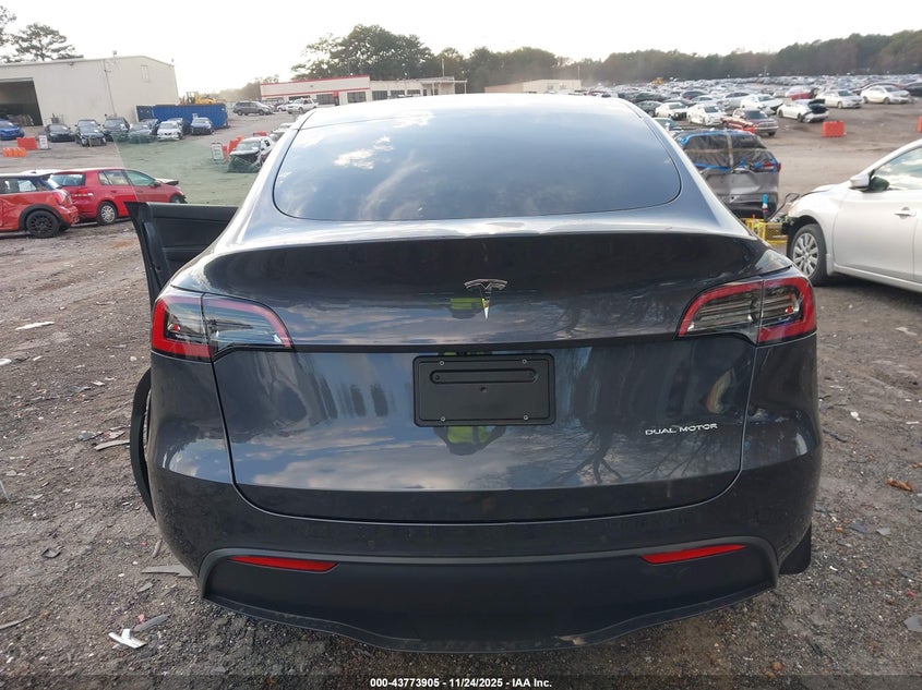 2021 Tesla Model Y Long Range Dual Motor All-Wheel Drive VIN: 5YJYGDEE1MF176377 Lot: 43773905