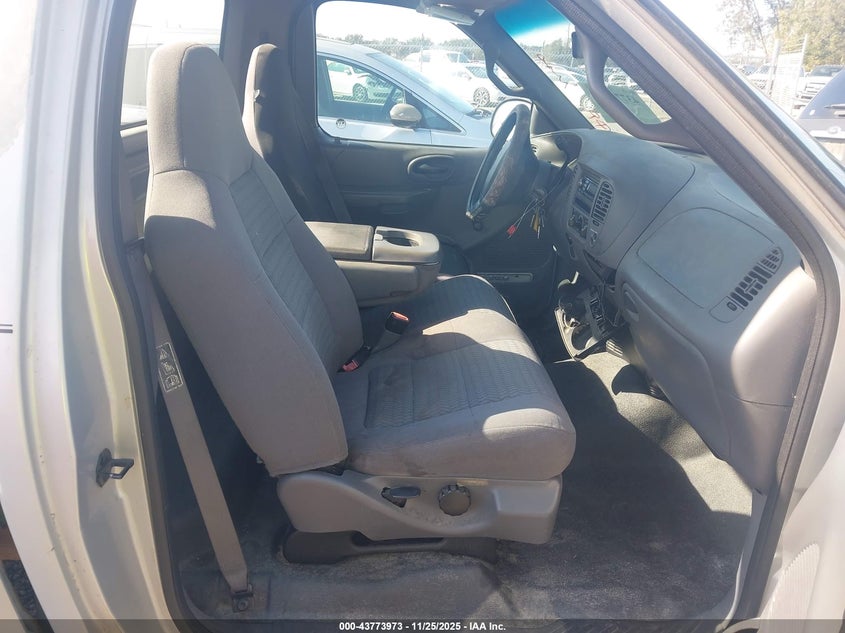 1FTZF17201NB62895 2001 FORD F-150 photo no. 5