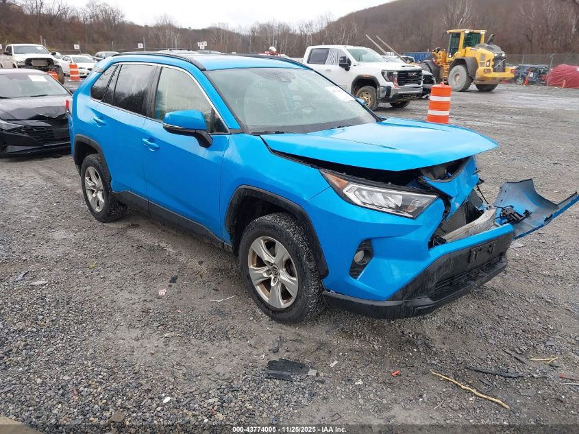 TOYOTA RAV4 XLE