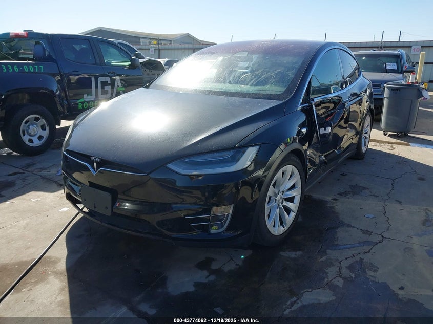 2020 Tesla Model X Long Range Dual Motor All-Wheel Drive/Long Range Plus Dual Motor All-Wheel Drive