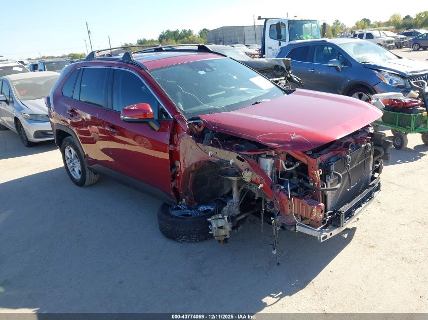 TOYOTA RAV4 HYBRID XLE