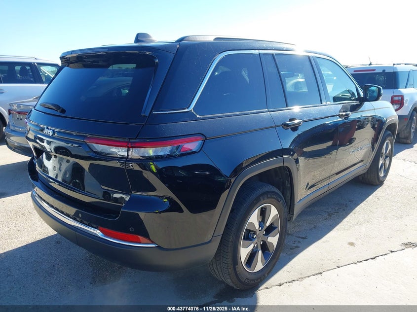 JEEP GRAND CHEROKEE 4XE