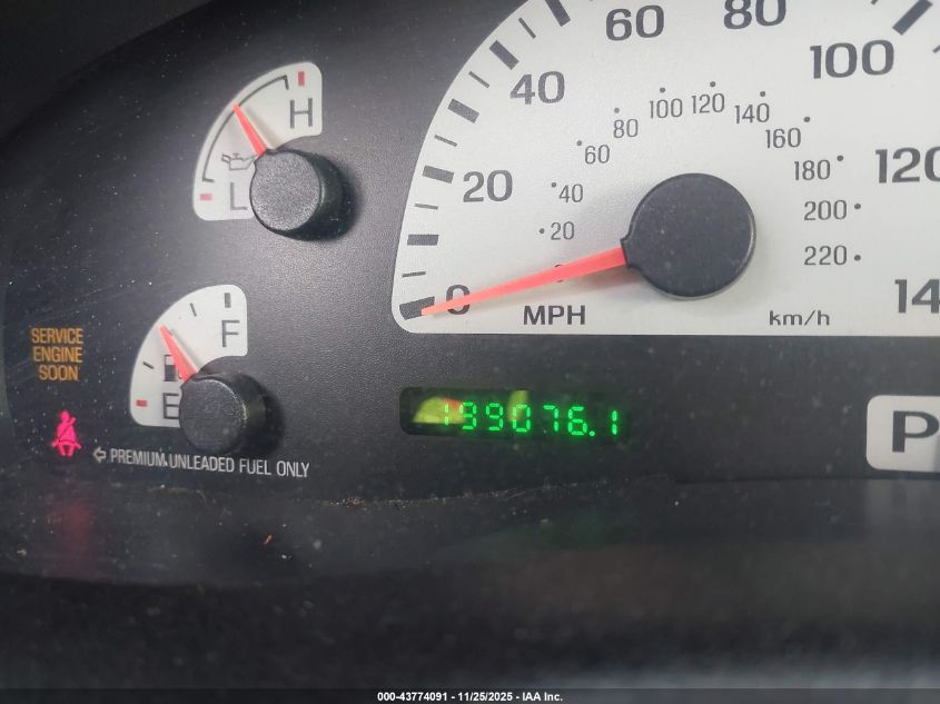 2001 Ford F-150 Svt Lightning VIN: 2FTZF07331CA84864 Lot: 43774091