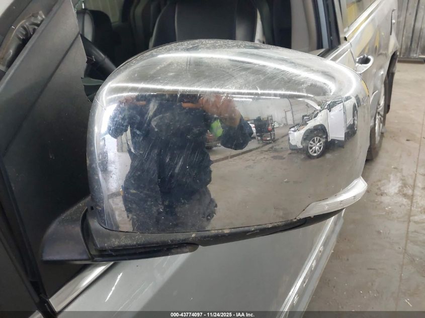 2014 Chrysler Town & Country Touring-L VIN: 2C4RC1CG5ER108785 Lot: 43774097