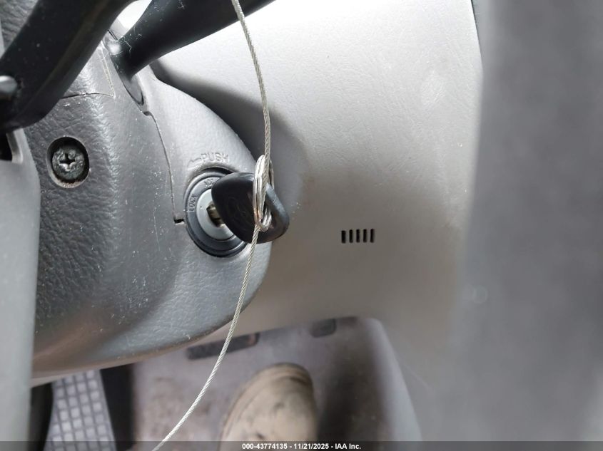 2005 Toyota Corolla Le VIN: 2T1BR32E05C506479 Lot: 43774135