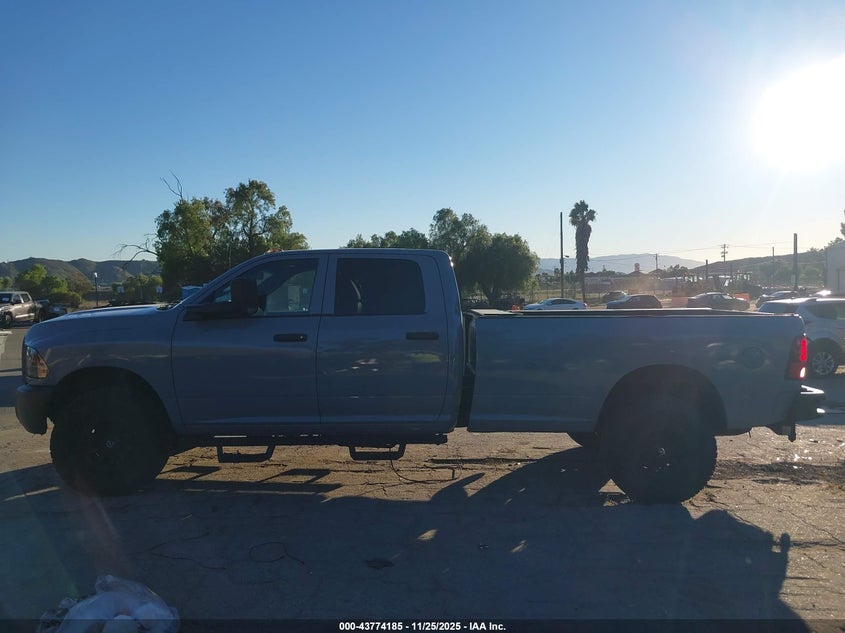 2013 Ram 3500 Chassis Tradesman/Slt/Laramie VIN: 3C7WR9CL1DG529312 Lot: 43774185