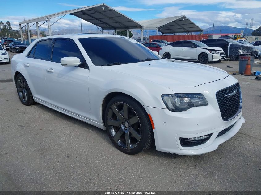 CHRYSLER 300S SRT8