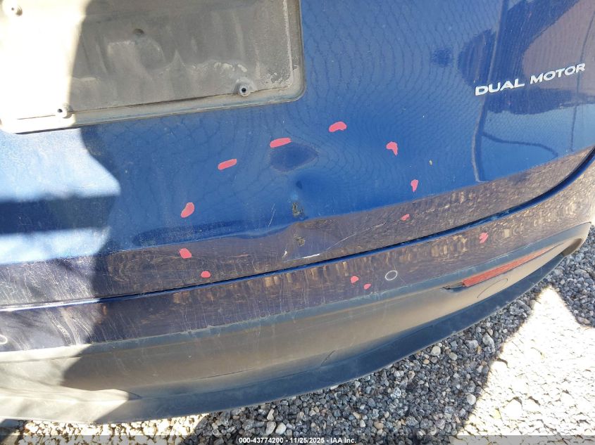 2022 Tesla Model Y Long Range Dual Motor All-Wheel Drive VIN: 7SAYGDEE8NF393039 Lot: 43774200