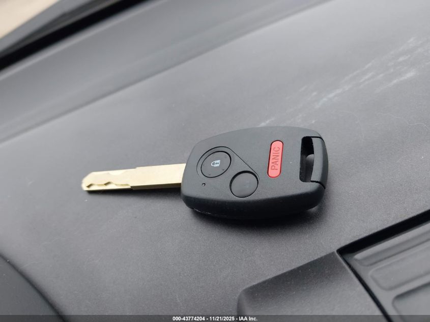 2007 Honda Fit Sport VIN: JHMGD38637S015313 Lot: 43774204