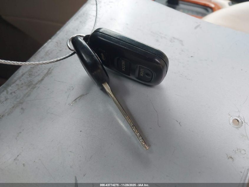 2002 Toyota Camry Solara Sle V6 VIN: 2T1FF28P22C546586 Lot: 43774275