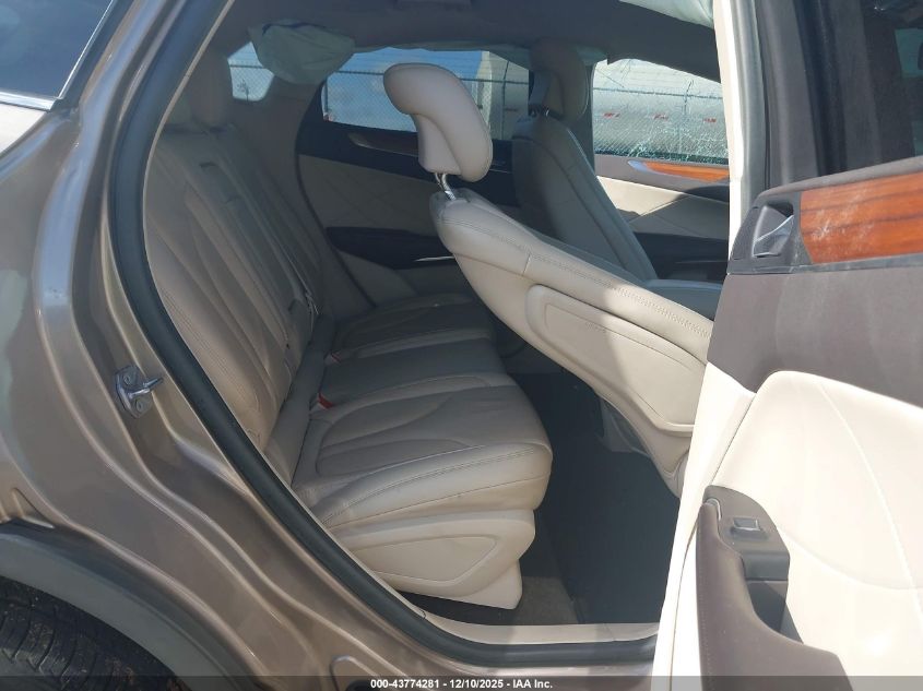 2019 Lincoln Mkc Select VIN: 5LMCJ2C99KUL32569 Lot: 43774281