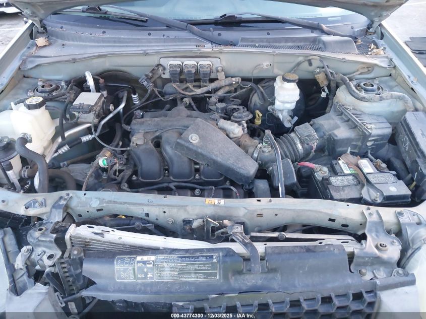 2005 Ford Escape Xlt VIN: 1FMYU03135KA40074 Lot: 43774300