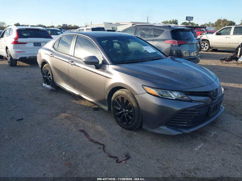 TOYOTA CAMRY LE