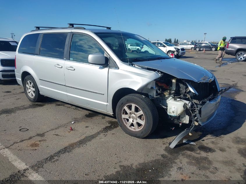 CHRYSLER TOWN & COUNTRY TOURING
