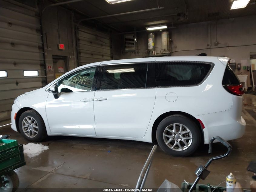 2023 Chrysler Pacifica Touring L VIN: 2C4RC1BG3PR563879 Lot: 43774343