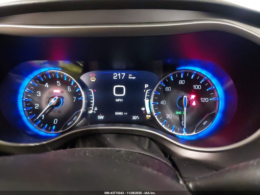 2023 Chrysler Pacifica Touring L VIN: 2C4RC1BG3PR563879 Lot: 43774343