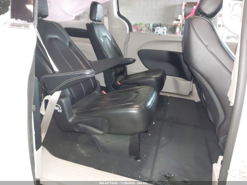 2023 Chrysler Pacifica Touring L VIN: 2C4RC1BG3PR563879 Lot: 43774343