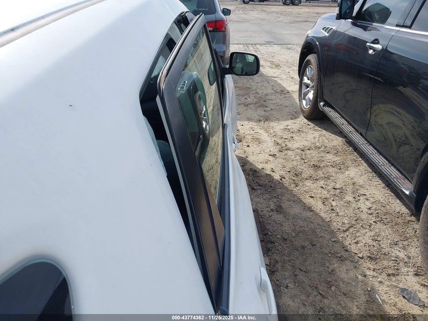 2009 Toyota Matrix VIN: 2T1KU40E39C140367 Lot: 43774362