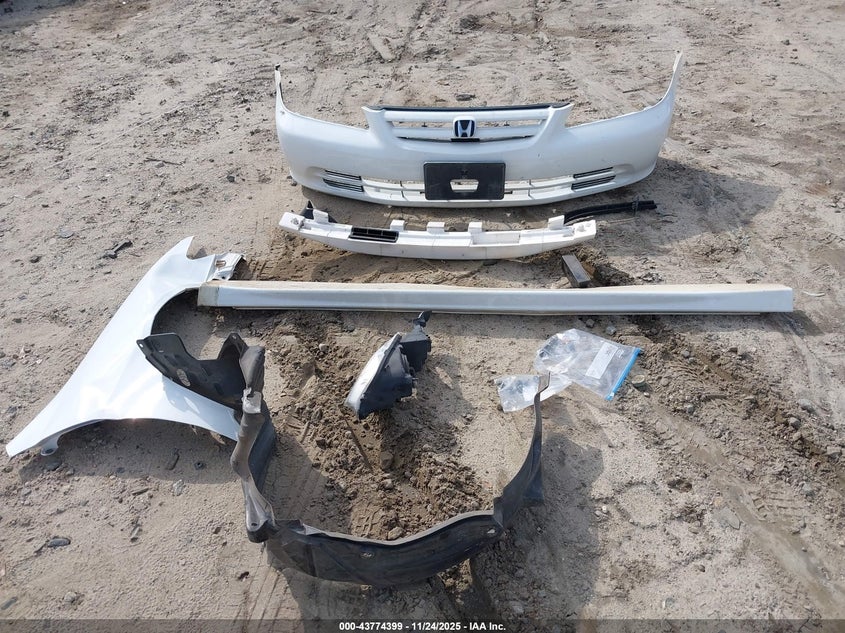 2001 Honda Accord 2.3 Ex VIN: 1HGCG56641A144956 Lot: 43774399