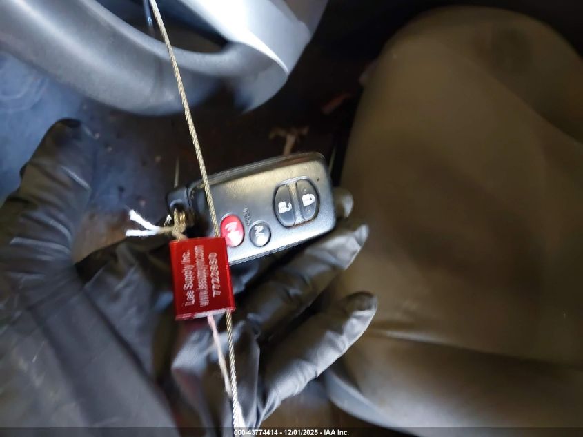 2010 Toyota Prius Iii VIN: JTDKN3DU2A5189330 Lot: 43774414