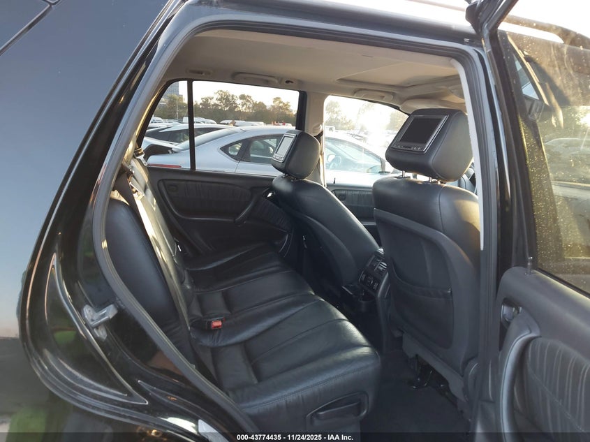 2005 Mercedes-Benz Ml 350 4Matic VIN: 4JGAB57E95A571125 Lot: 43774435