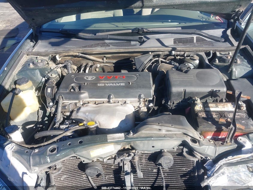 2004 Toyota Camry Le VIN: JTDBE32K340288631 Lot: 43774462