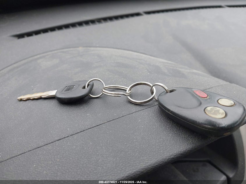 2005 Chevrolet Equinox Lt VIN: 2CNDL73F156166877 Lot: 43774521