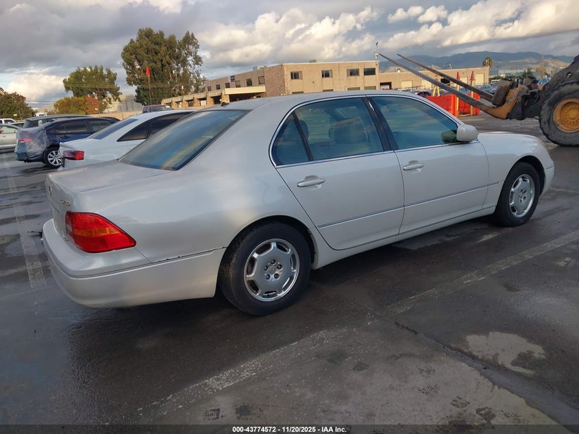 JTHBN30F320079813 2002 LEXUS LS photo no. 4