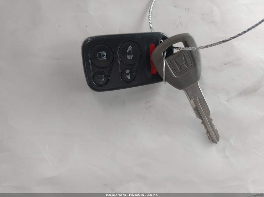 2002 Honda Odyssey Ex-L VIN: 5FNRL18782B025934 Lot: 43774574