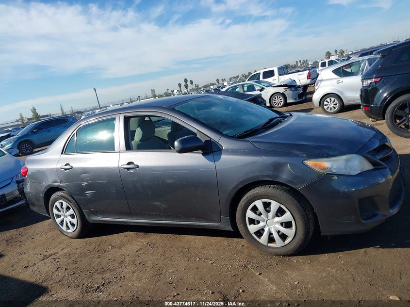 5YFBU4EE2DP166010 2013 TOYOTA COROLLA photo no. 13