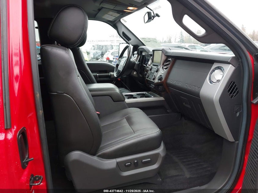 2015 Ford F-350 Lariat VIN: 1FT8X3B64FED17177 Lot: 43774642