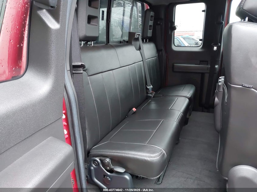 2015 Ford F-350 Lariat VIN: 1FT8X3B64FED17177 Lot: 43774642