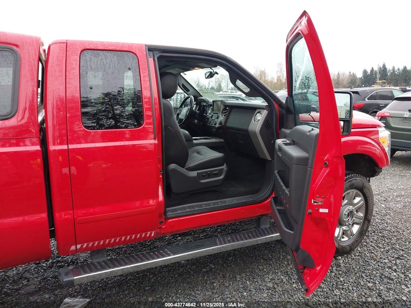 2015 Ford F-350 Lariat VIN: 1FT8X3B64FED17177 Lot: 43774642