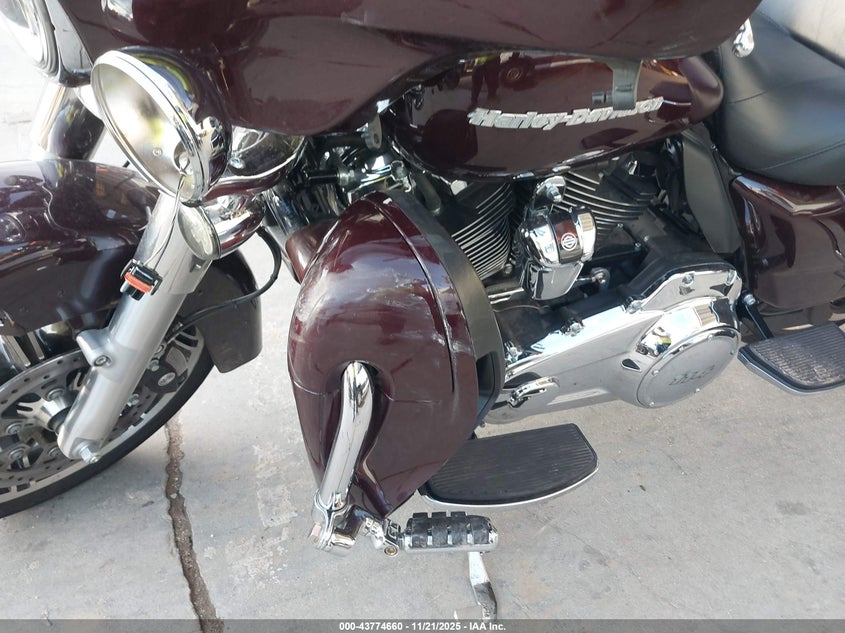 2021 Harley-Davidson Flhtk VIN: 1HD1KEF26MB672724 Lot: 43774660