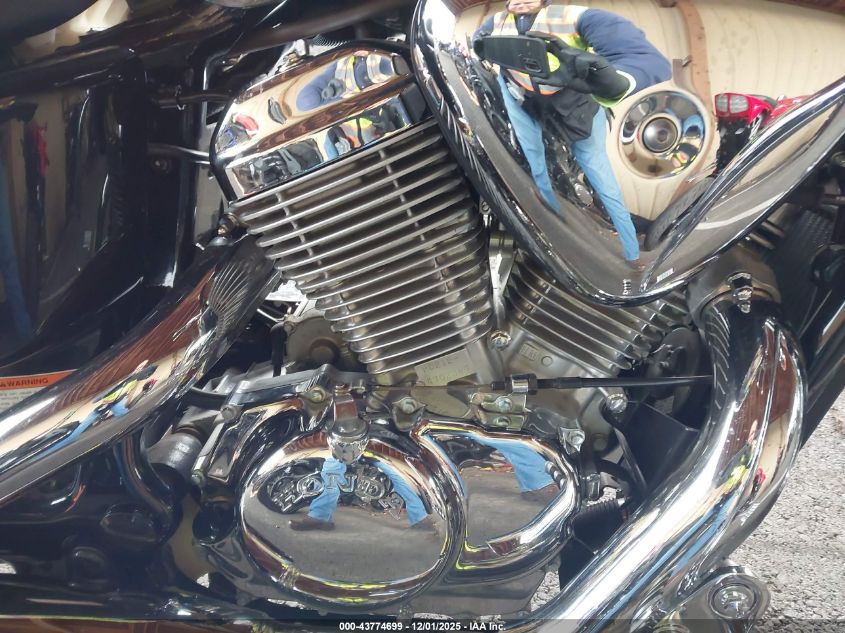 2004 Honda Vt600 Cd VIN: JH2PC21344M501800 Lot: 43774699