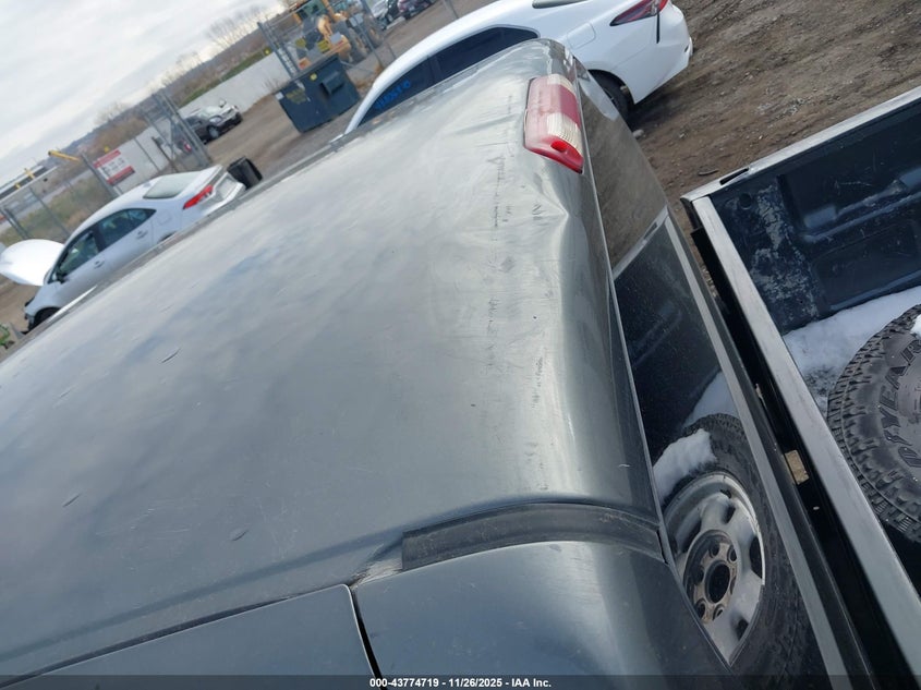 2001 GMC Sierra 1500 Sle VIN: 1GTEK19T81E209896 Lot: 43774719