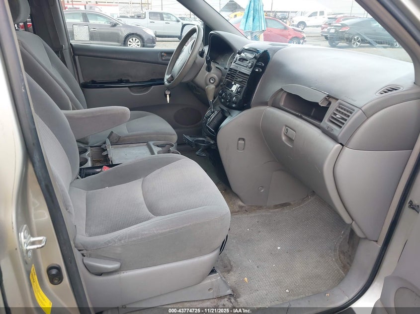 5TDZA23C95S278695 2005 TOYOTA SIENNA photo no. 5