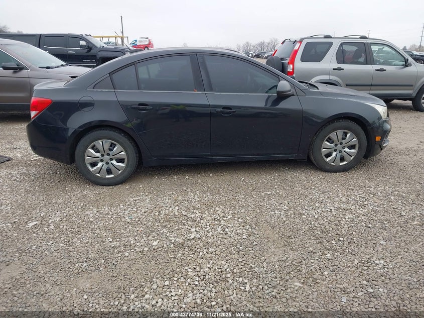 CHEVROLET CRUZE LS AUTO