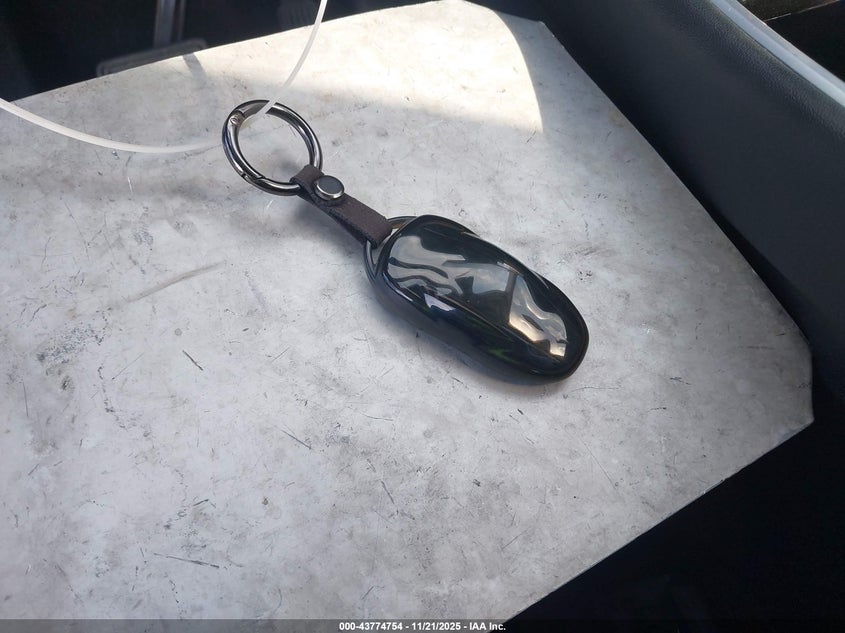 2020 Tesla Model Y Long Range Dual Motor All-Wheel Drive VIN: 5YJYGDEE6LF053141 Lot: 43774754