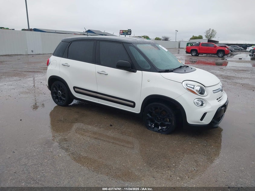 2017 Fiat 500L Trekking