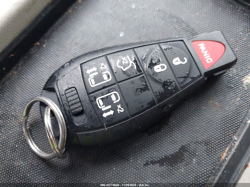 2016 Chrysler Town & Country Touring VIN: 2C4RC1BG5GR156999 Lot: 43774840