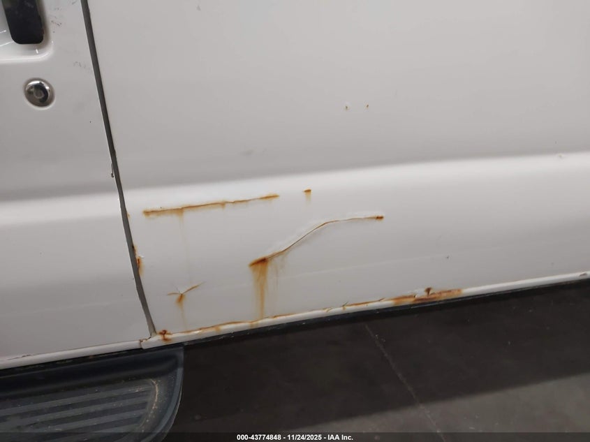 2013 Ford E-350 Super Duty Xlt VIN: 1FBNE3BL5DDA50153 Lot: 43774848