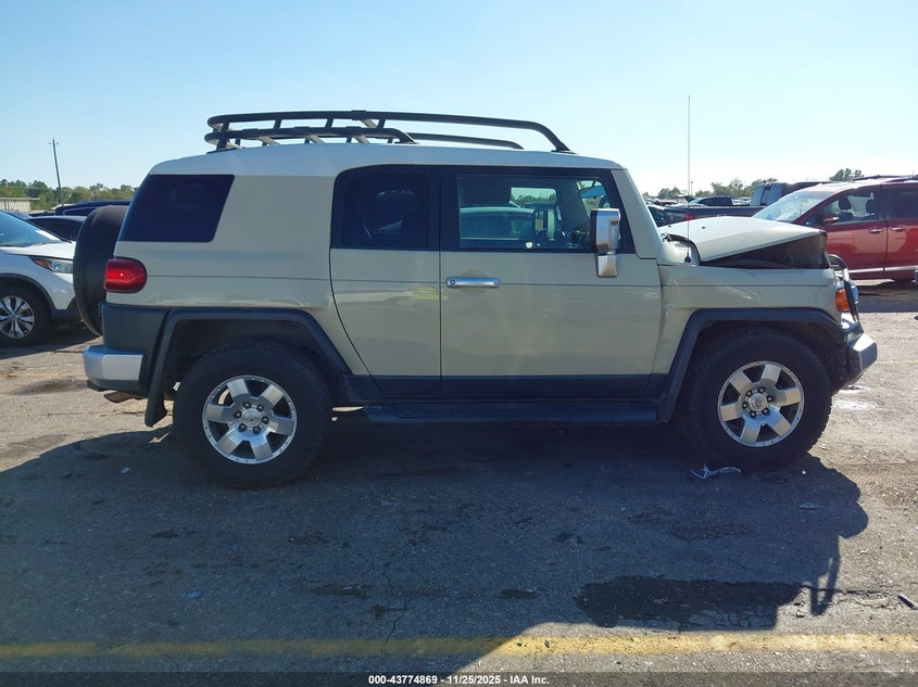 2008 Toyota Fj Cruiser VIN: JTEZU11FX8K002550 Lot: 43774869