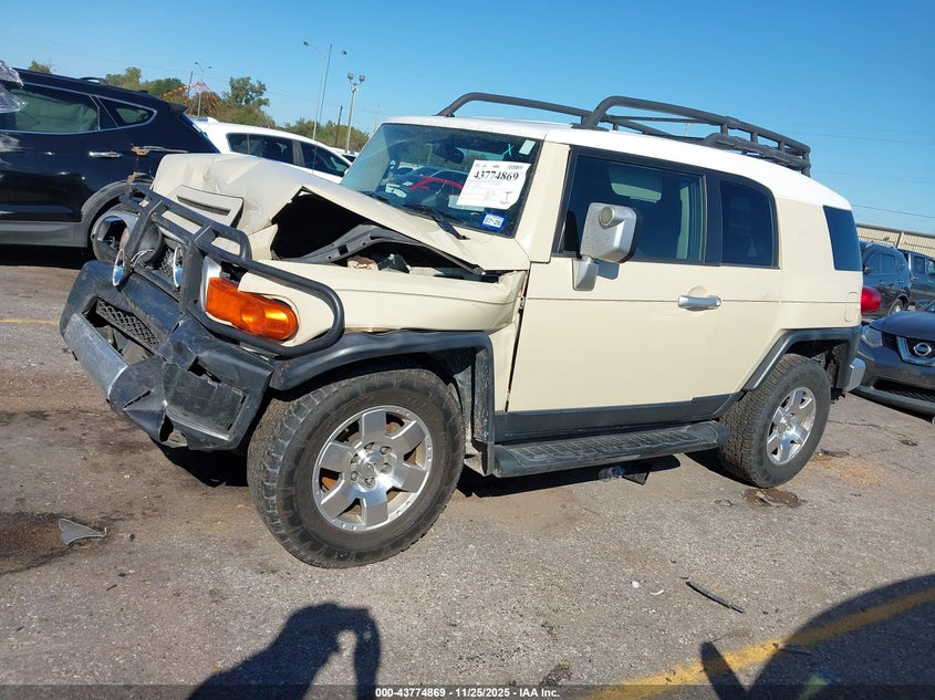 2008 Toyota Fj Cruiser VIN: JTEZU11FX8K002550 Lot: 43774869